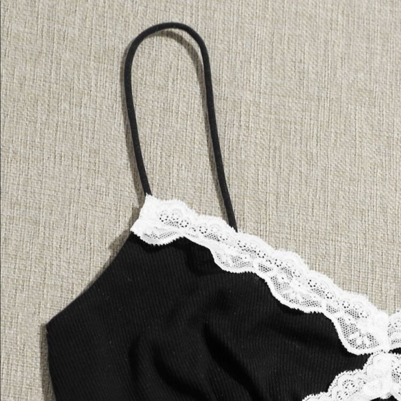 Lace trim bodysuit - Picture 5 of 5